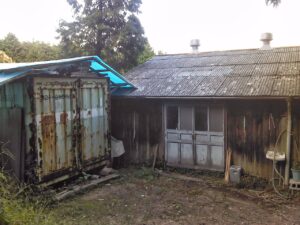 廃屋_-_panoramio_4-300x225 Akiya - billige Schrotthäuser in Japan